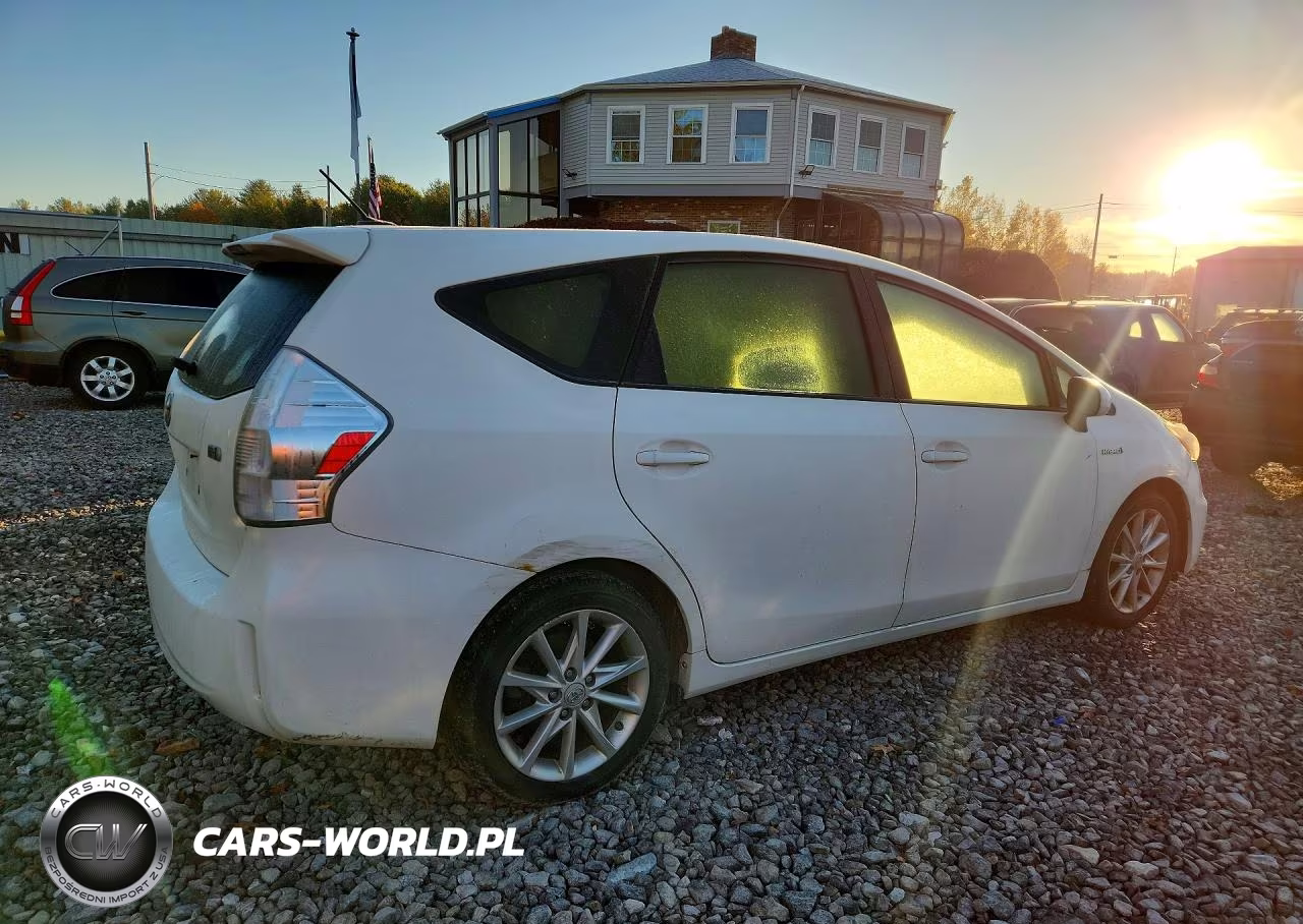 2013 Toyota Prius V Five VIN:JTDZN3EU5D3252319 - 3