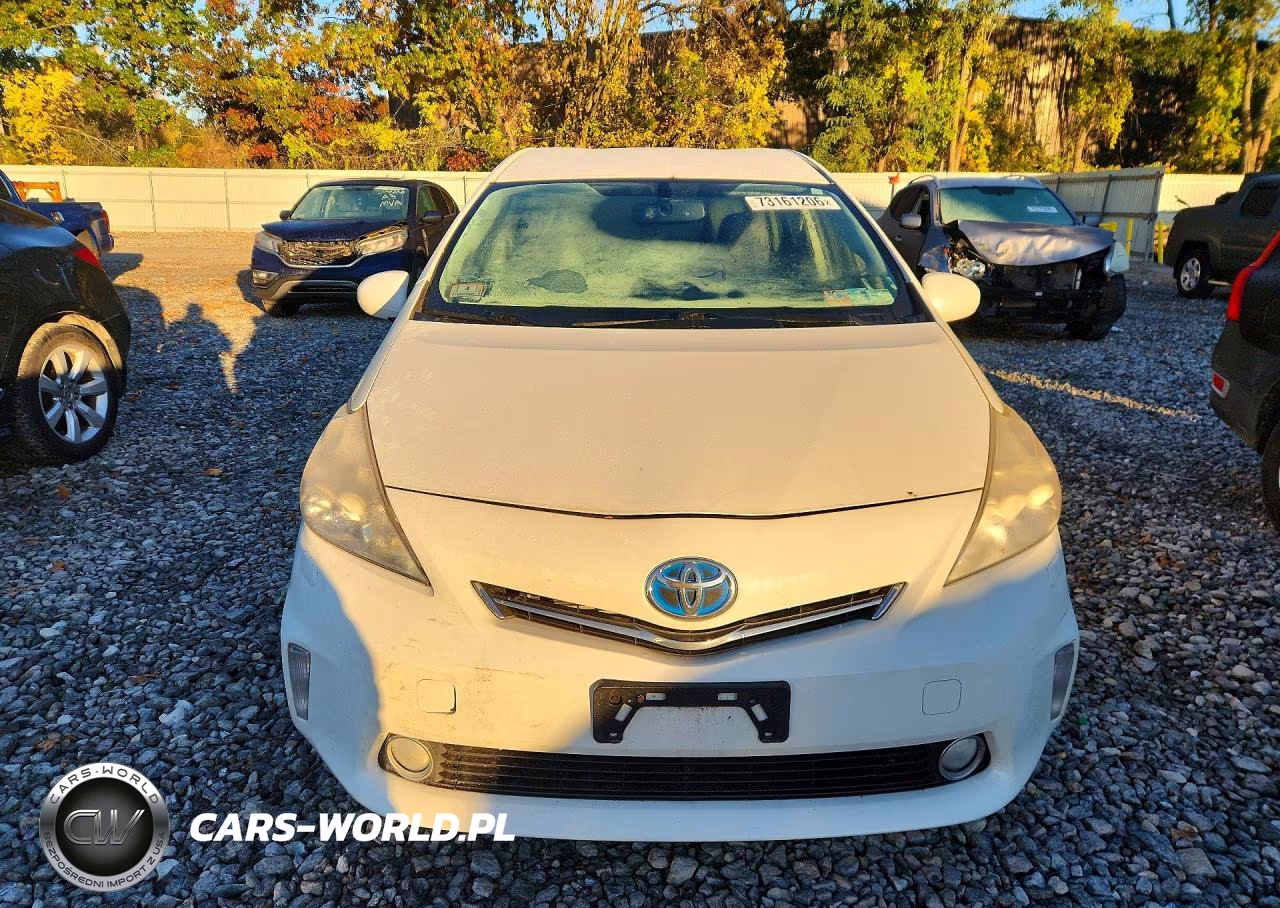 2013 Toyota Prius V Five VIN:JTDZN3EU5D3252319 - 5