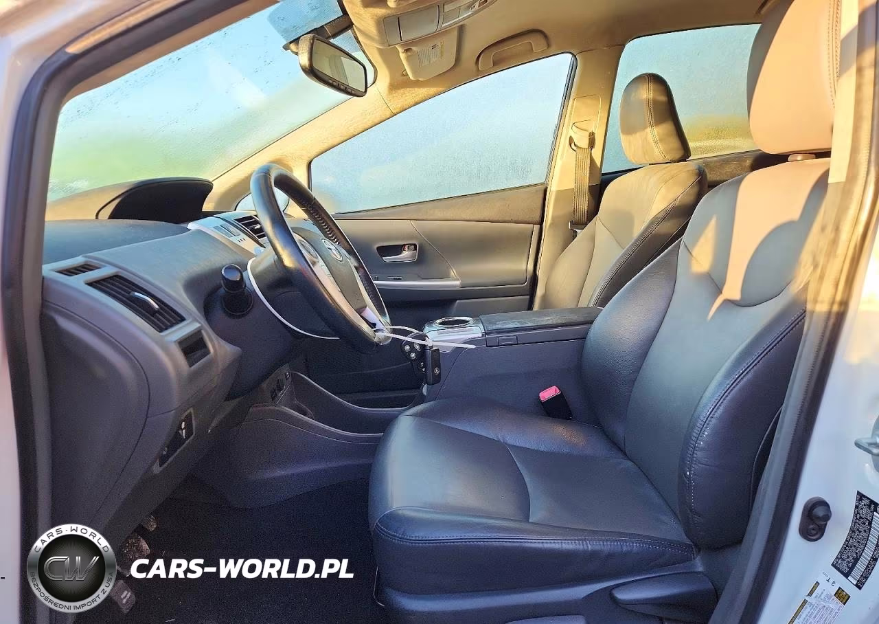 2013 Toyota Prius V Five VIN:JTDZN3EU5D3252319 - 7