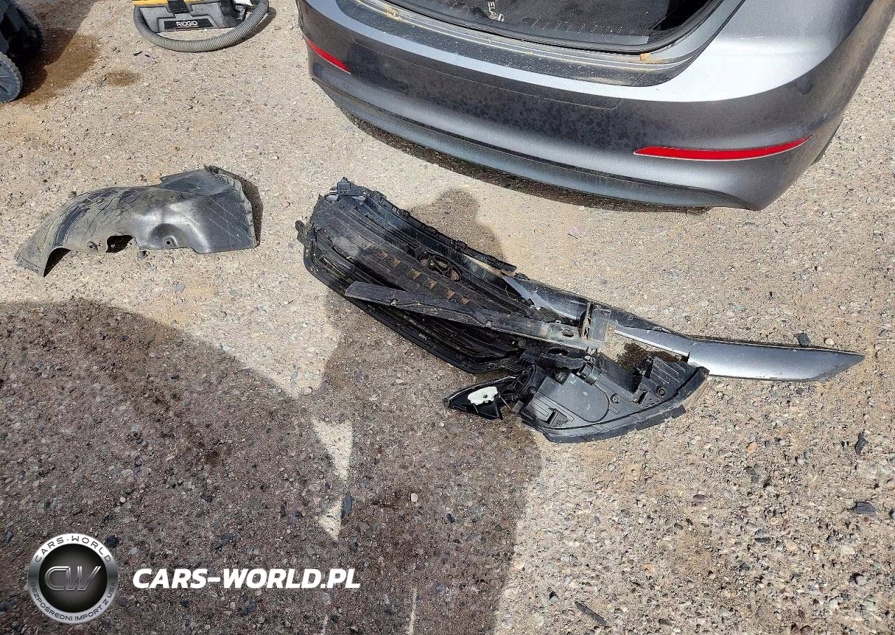 2018 Hyundai Elantra Sel VIN:KMHD84LF9JU592084 - 12