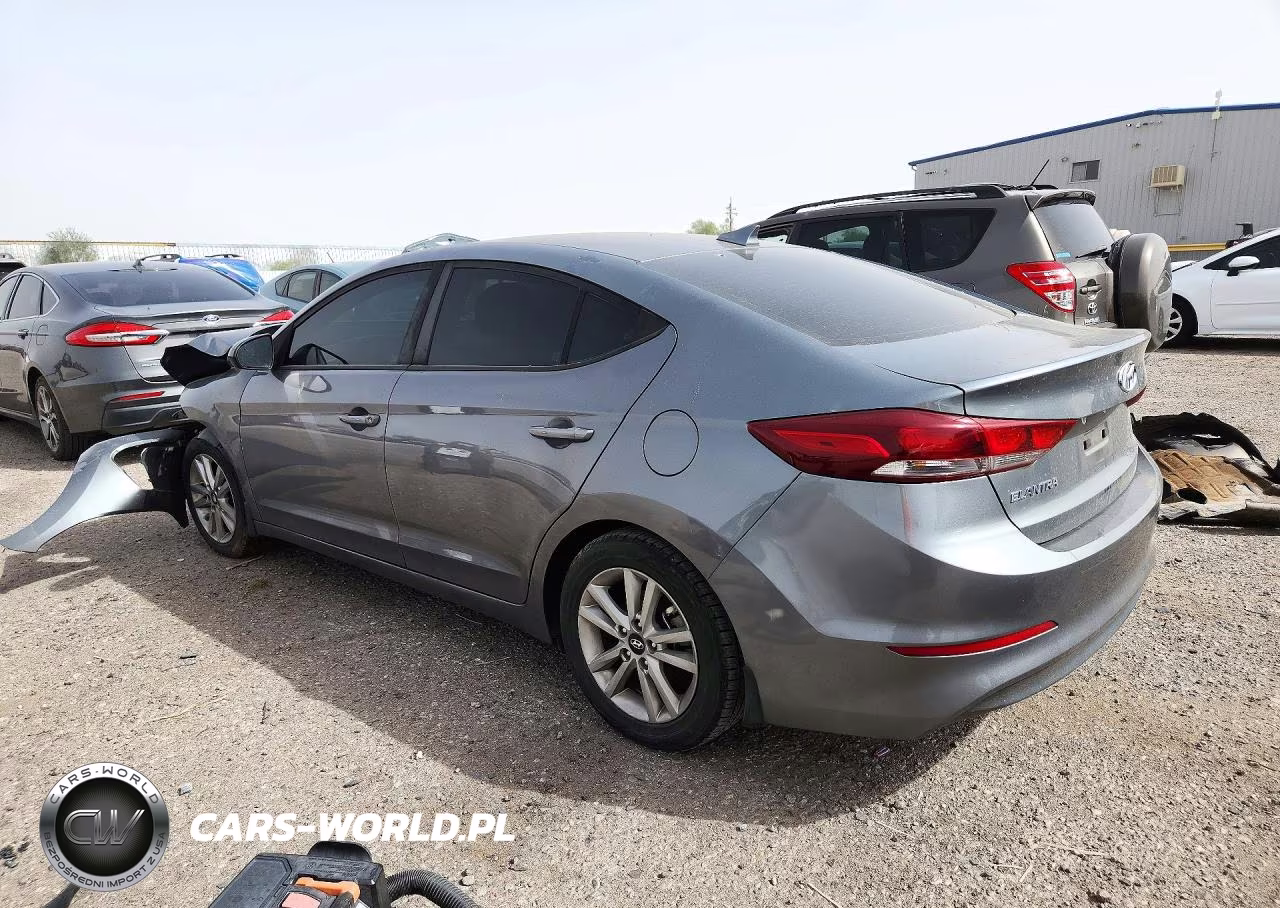 2018 Hyundai Elantra Sel VIN:KMHD84LF9JU592084 - 2