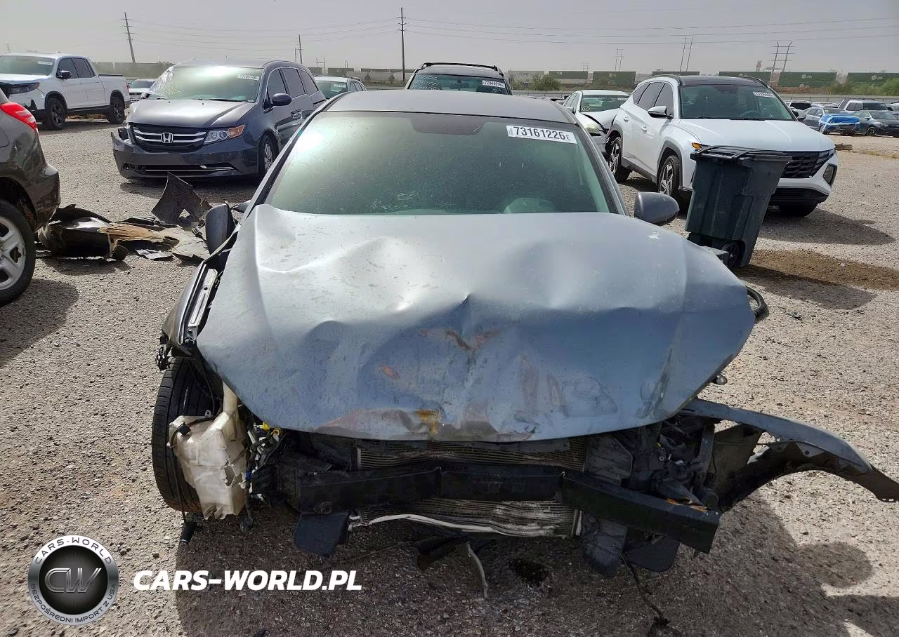 2018 Hyundai Elantra Sel VIN:KMHD84LF9JU592084 - 5