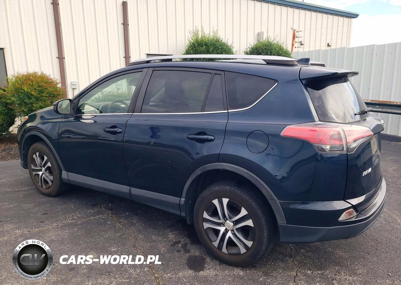 2017 Toyota Rav4 Le VIN:JTMZFREV6HJ108935 - 2