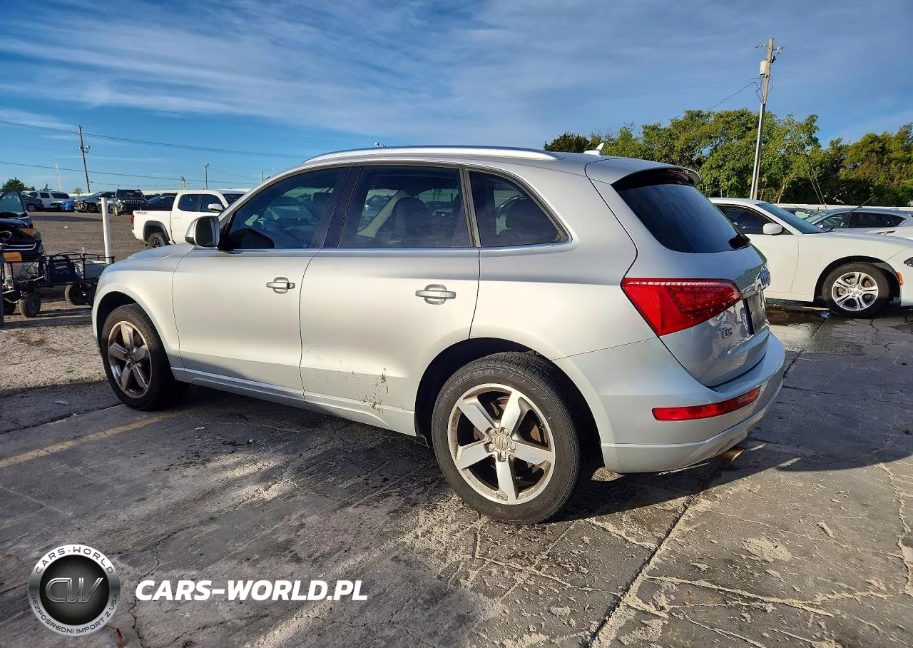 2011 Audi Q5 Premium Plus VIN:WA1LFAFP8BA024088 - 2