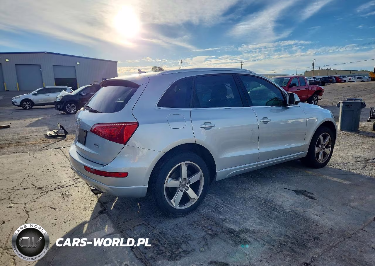 2011 Audi Q5 Premium Plus VIN:WA1LFAFP8BA024088 - 3