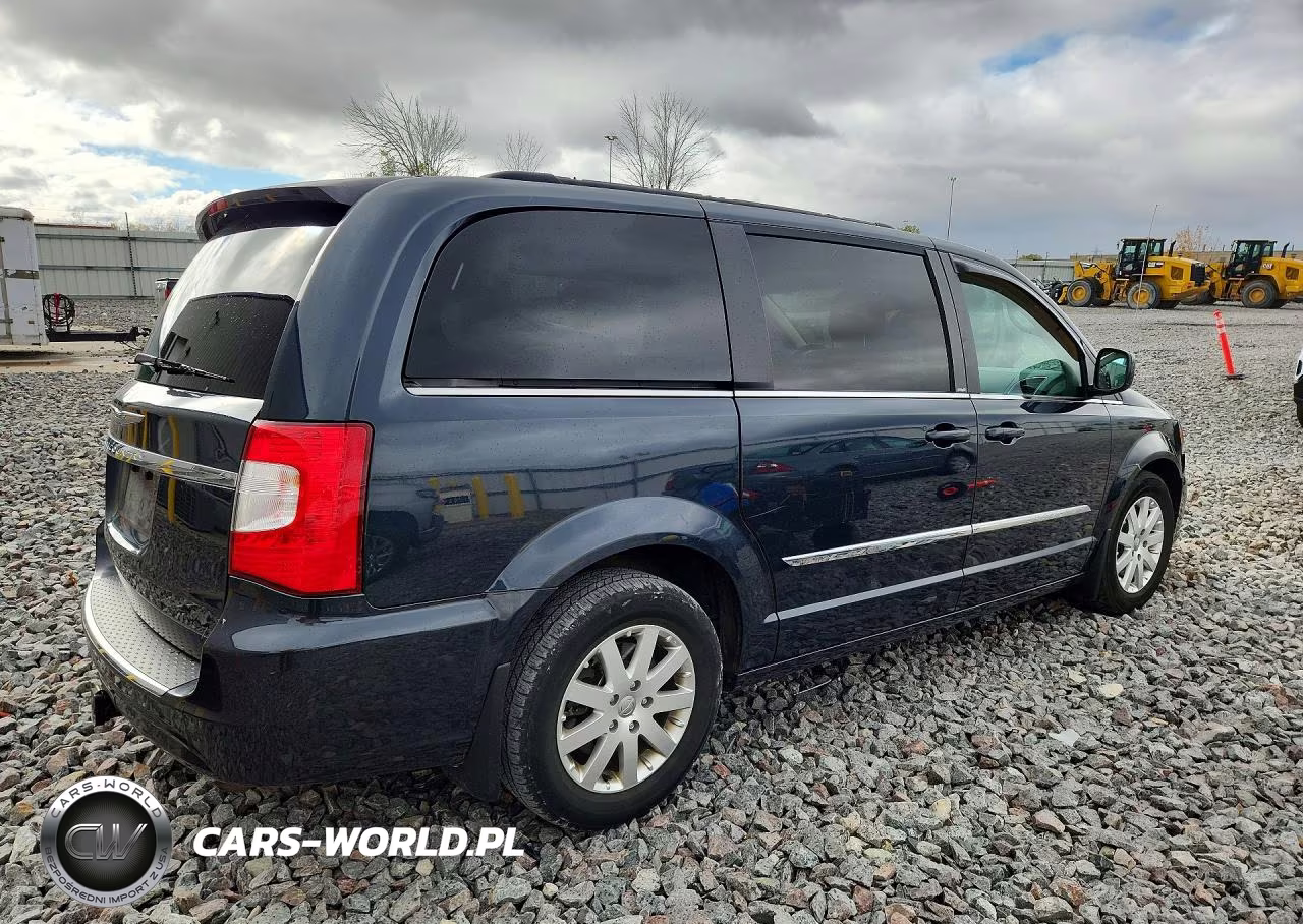 2013 Chrysler Town & Country Touring VIN:2C4RC1BG2DR803371 - 3