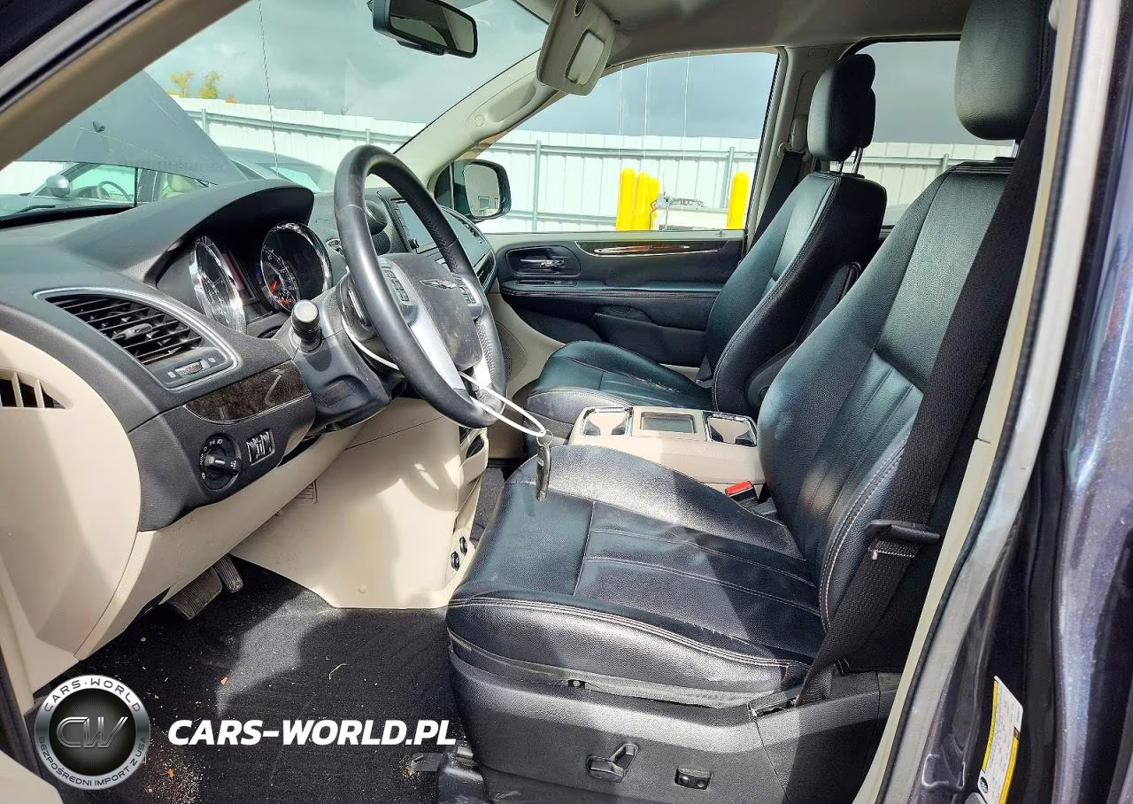 2013 Chrysler Town & Country Touring VIN:2C4RC1BG2DR803371 - 7
