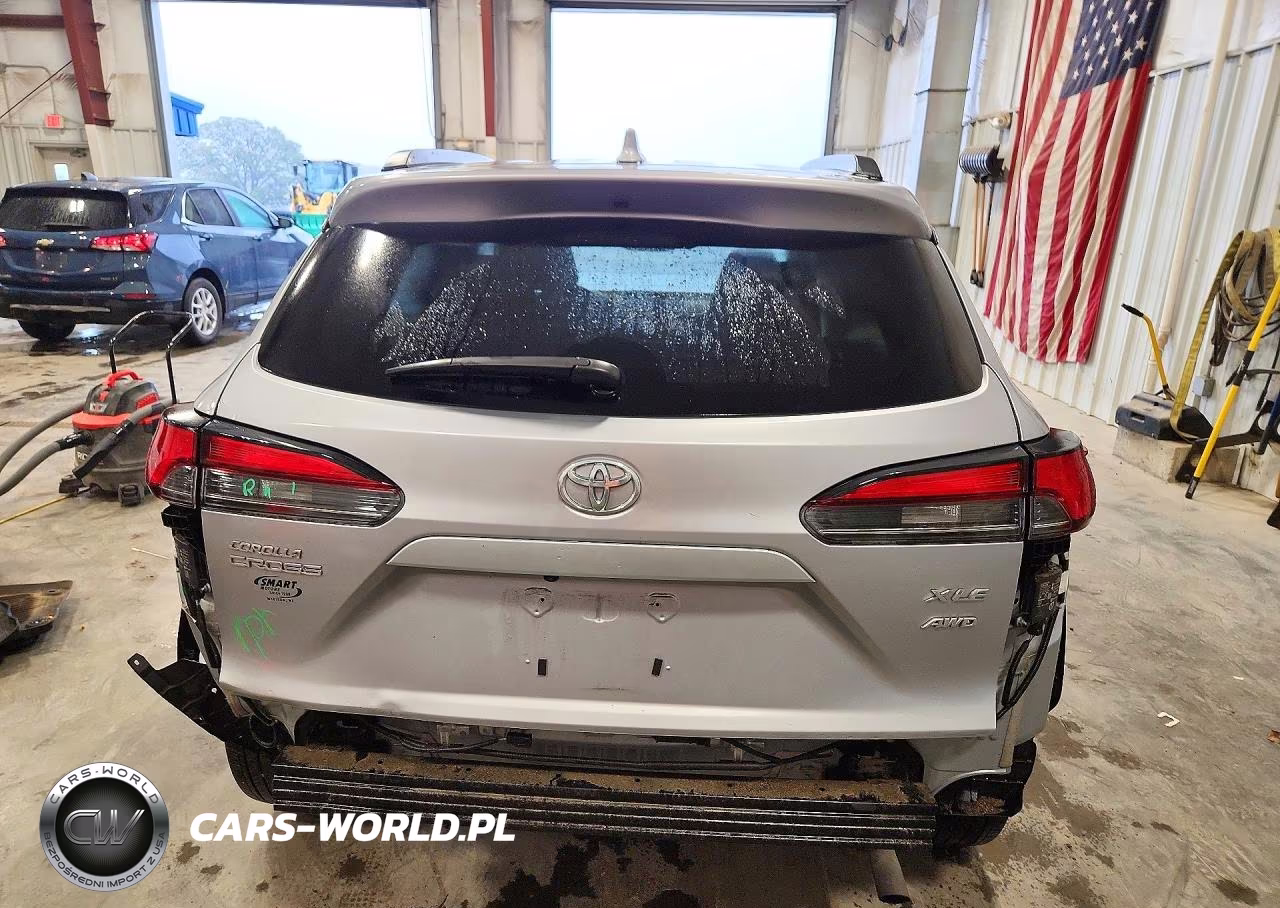 2024 Toyota Corolla Cross Xle VIN:7MUDAABG9RV094913 - 6