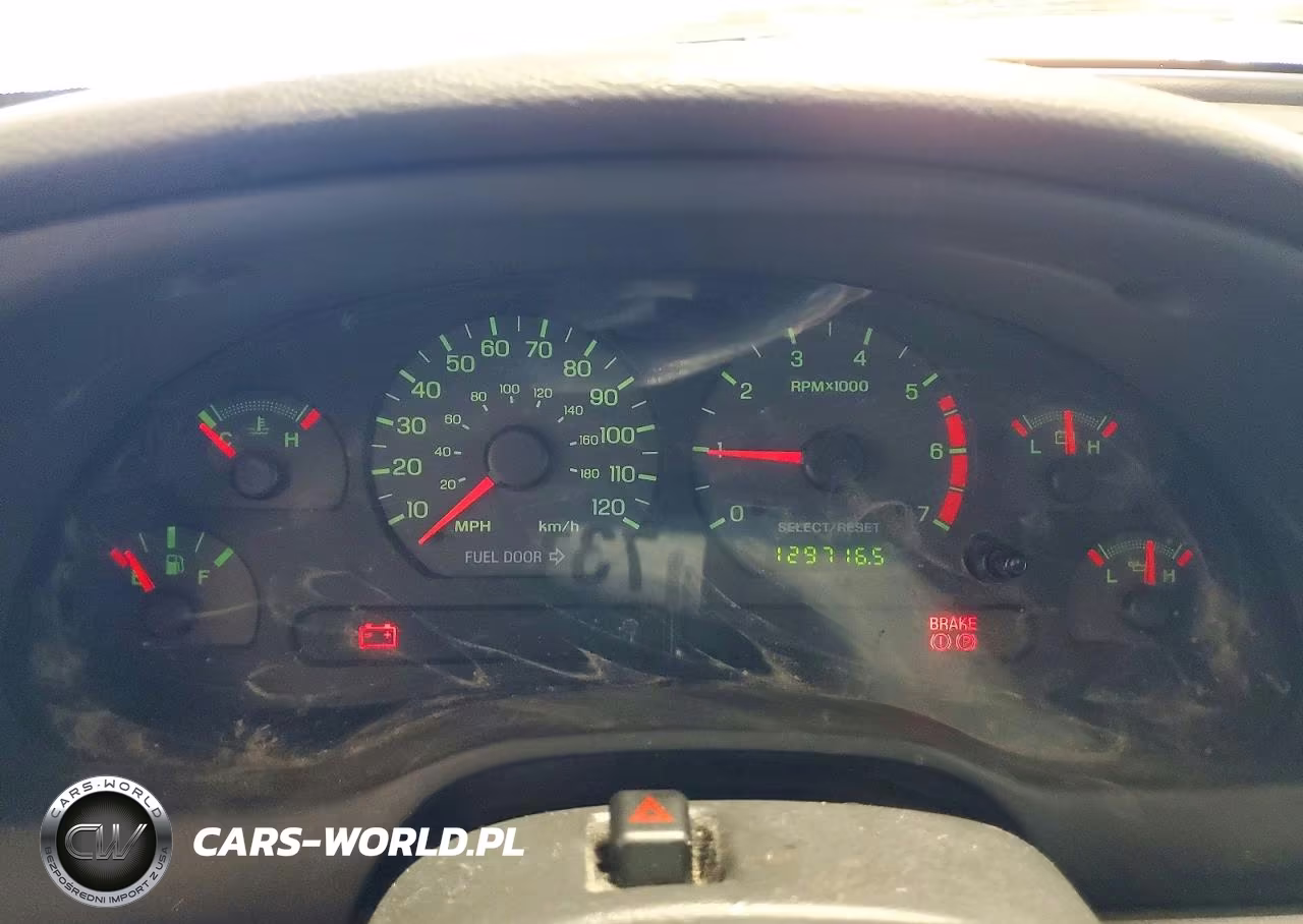 2002 Ford Mustang VIN:1FAFP40402F206926 - 9