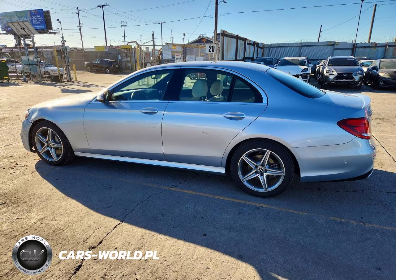2018 Mercedes-Benz E 300 VIN:WDDZF4JB2JA469010 - 2