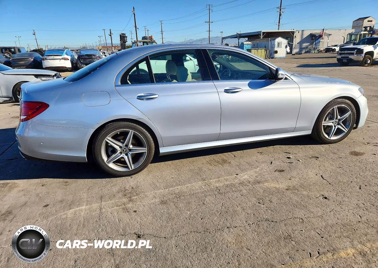 2018 Mercedes-Benz E 300 VIN:WDDZF4JB2JA469010 - 3