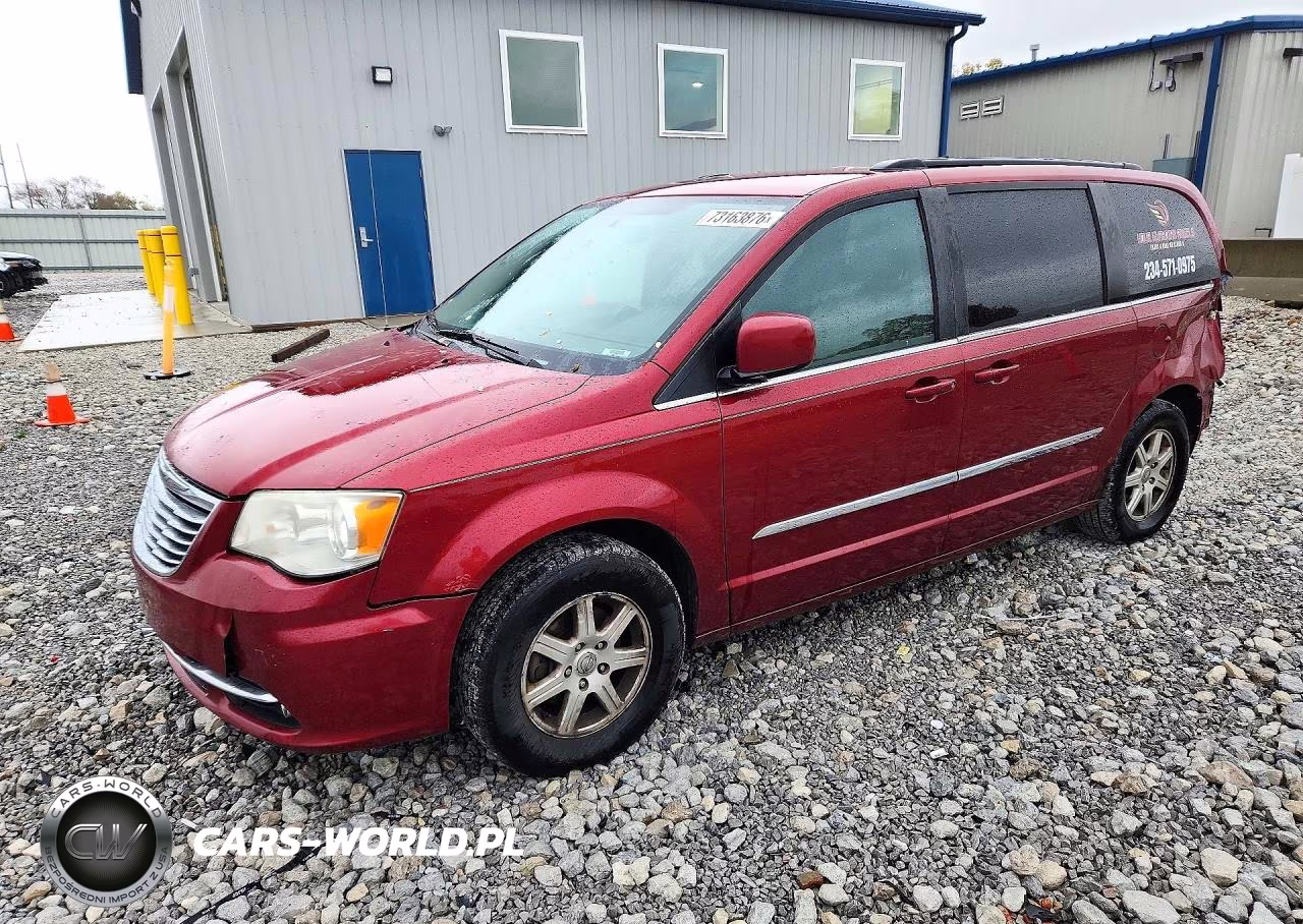 2011 Chrysler Town & Country Touring
