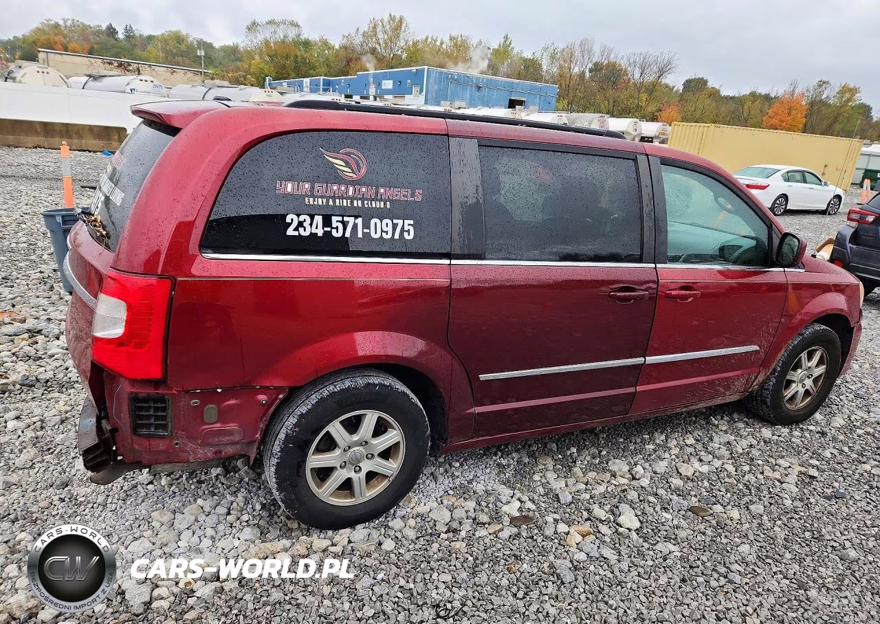 2011 Chrysler Town & Country Touring VIN:2A4RR5DG6BR681656 - 3