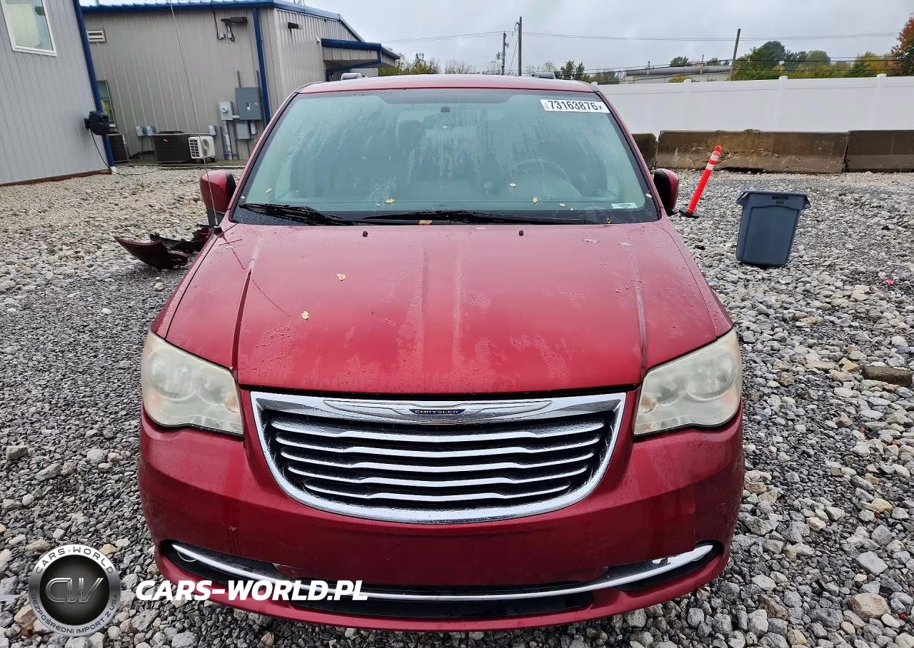 2011 Chrysler Town & Country Touring VIN:2A4RR5DG6BR681656 - 5