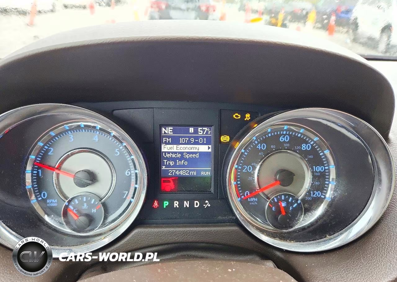 2011 Chrysler Town & Country Touring VIN:2A4RR5DG6BR681656 - 9