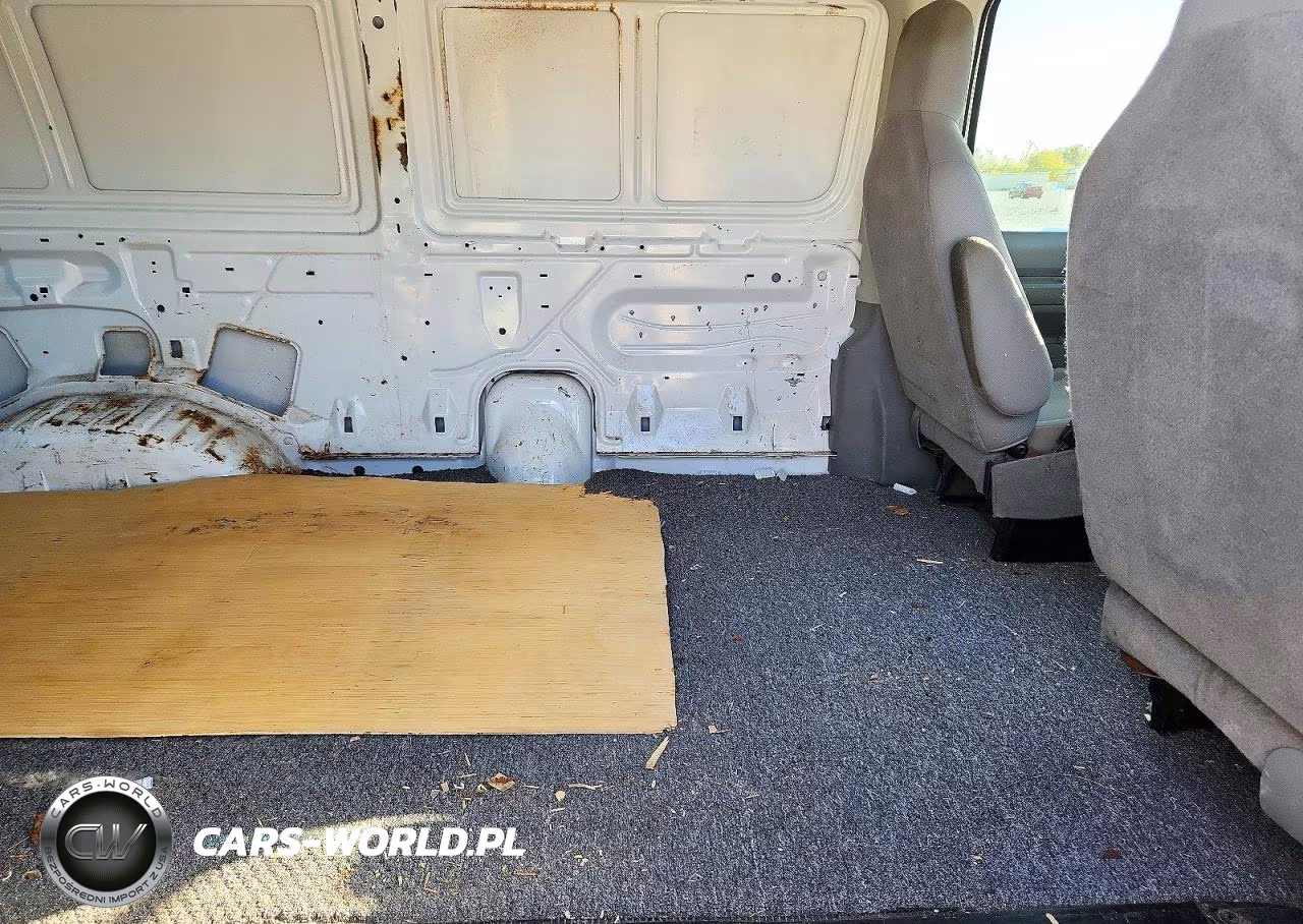 2013 Ford Econoline E250 Van VIN:1FTNE2EW3DDA45917 - 11