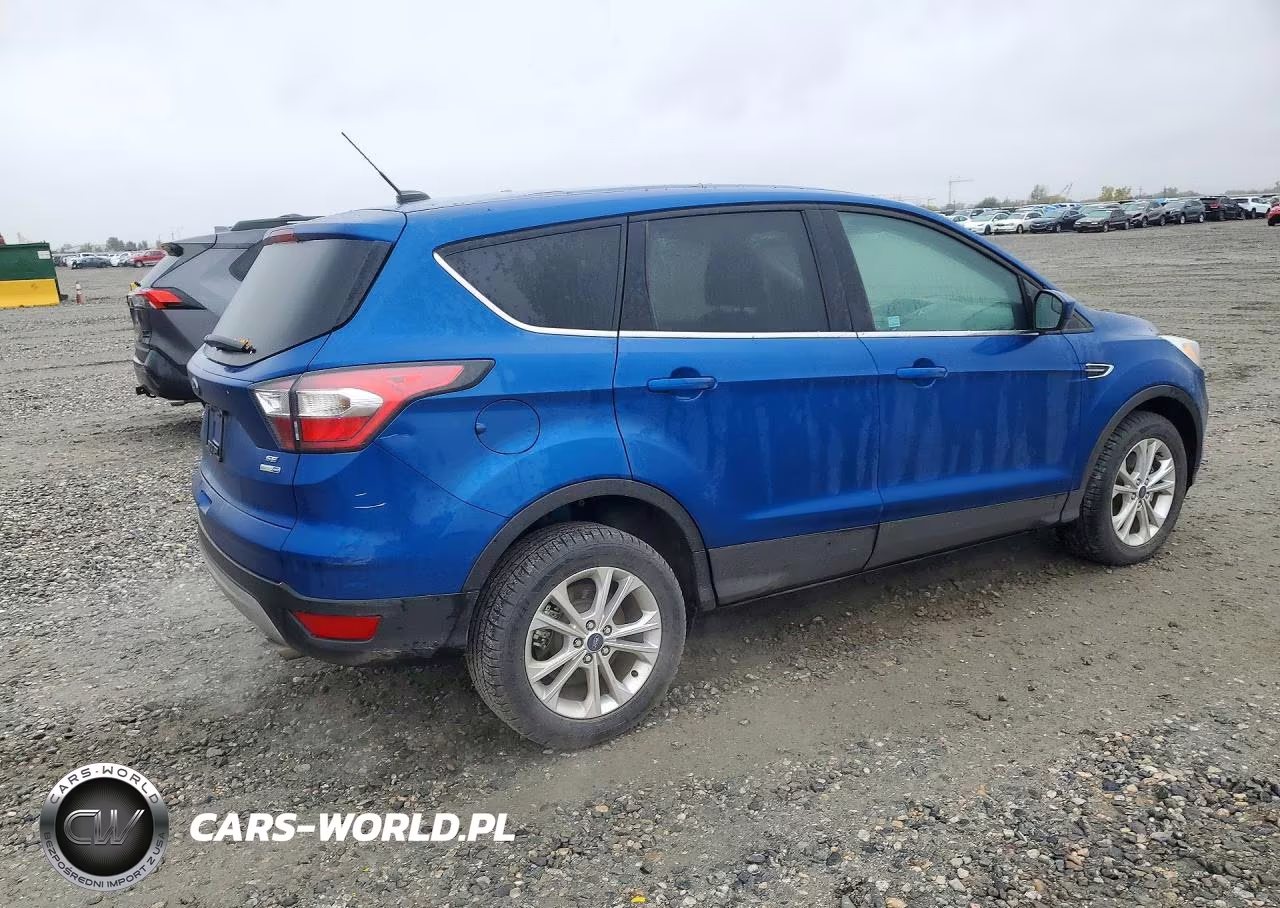 2017 Ford Escape Se VIN:1FMCU9GD7HUA94151 - 3