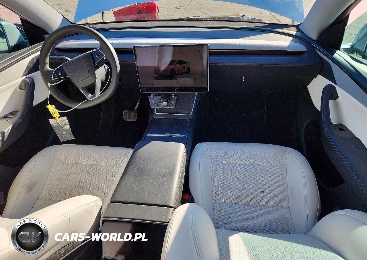 2026 Tesla Model Y VIN:7SAYGDED8TA450728 - 8