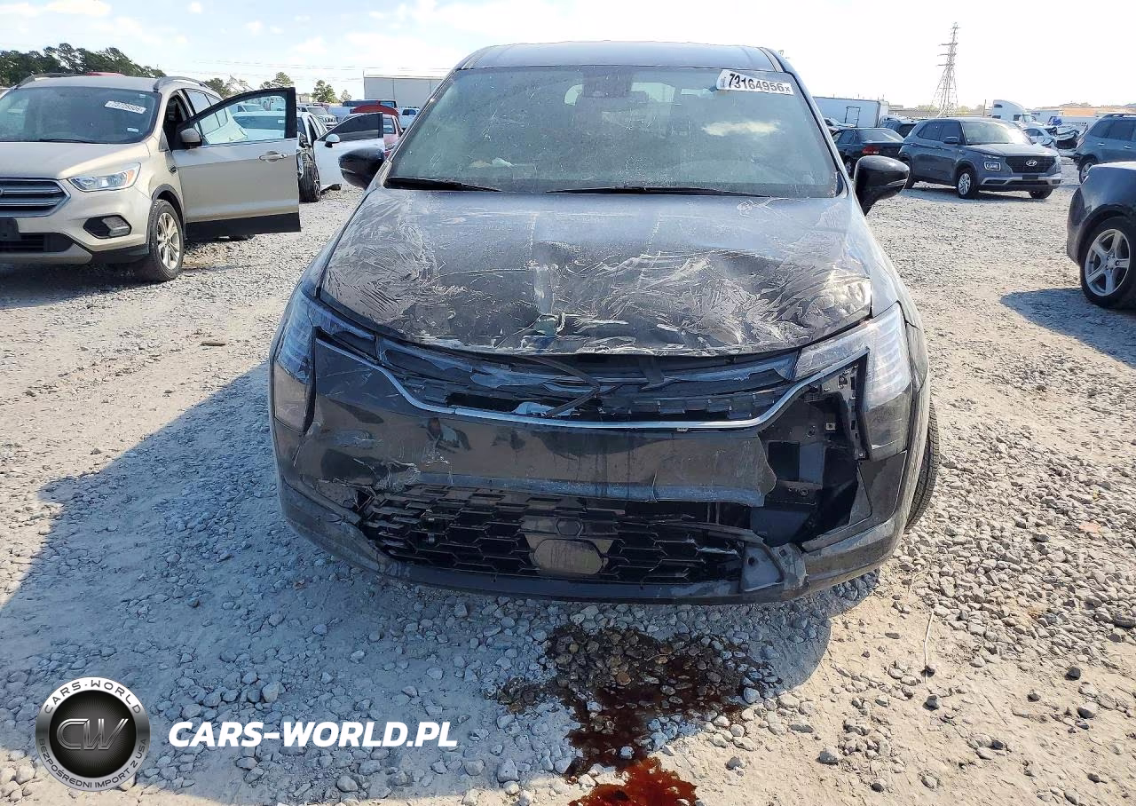 2027 Chrysler Pacifica Select VIN:2C4RC1BG0VR560242 - 5