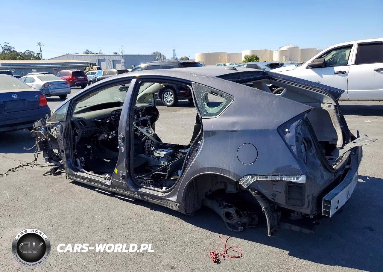 2015 Toyota Prius Plug-In Hybrid Base VIN:JTDKN3DP7F3073893 - 2