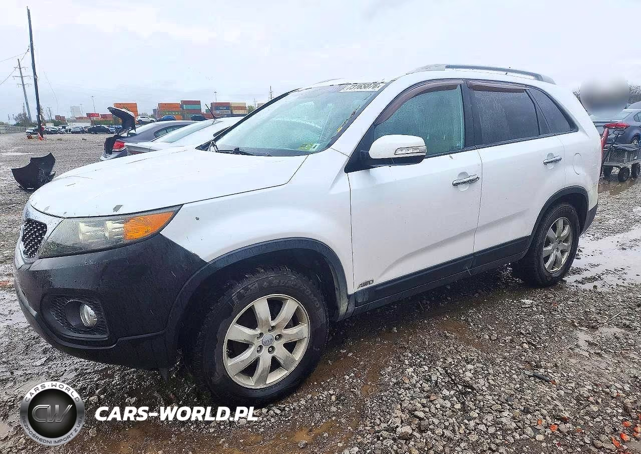 2011 Kia Sorento Lx VIN:5XYKTCA12BG133462 - 1
