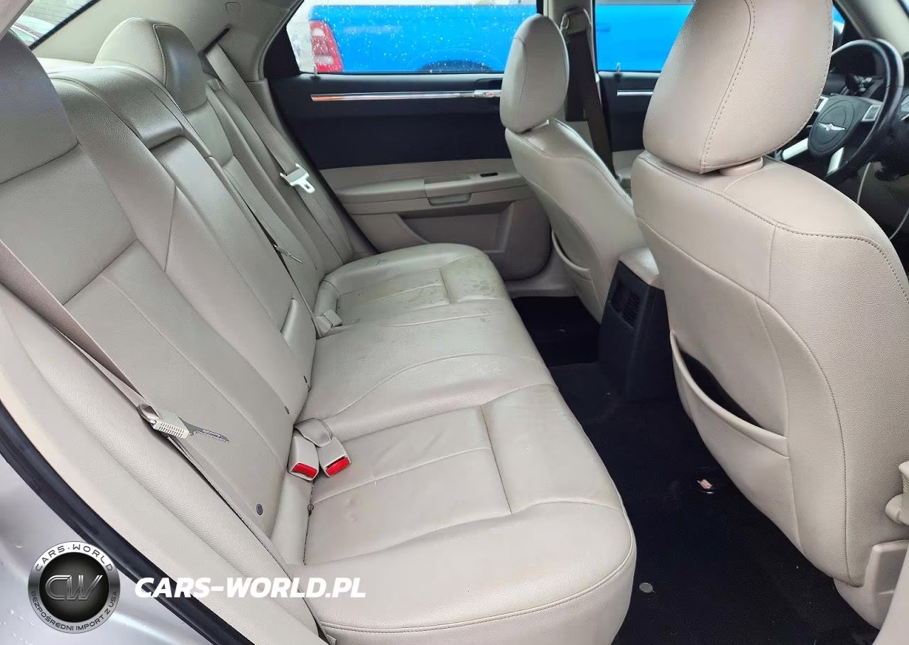 2007 Chrysler 300 Touring VIN:2C3LA53G47H833505 - 10