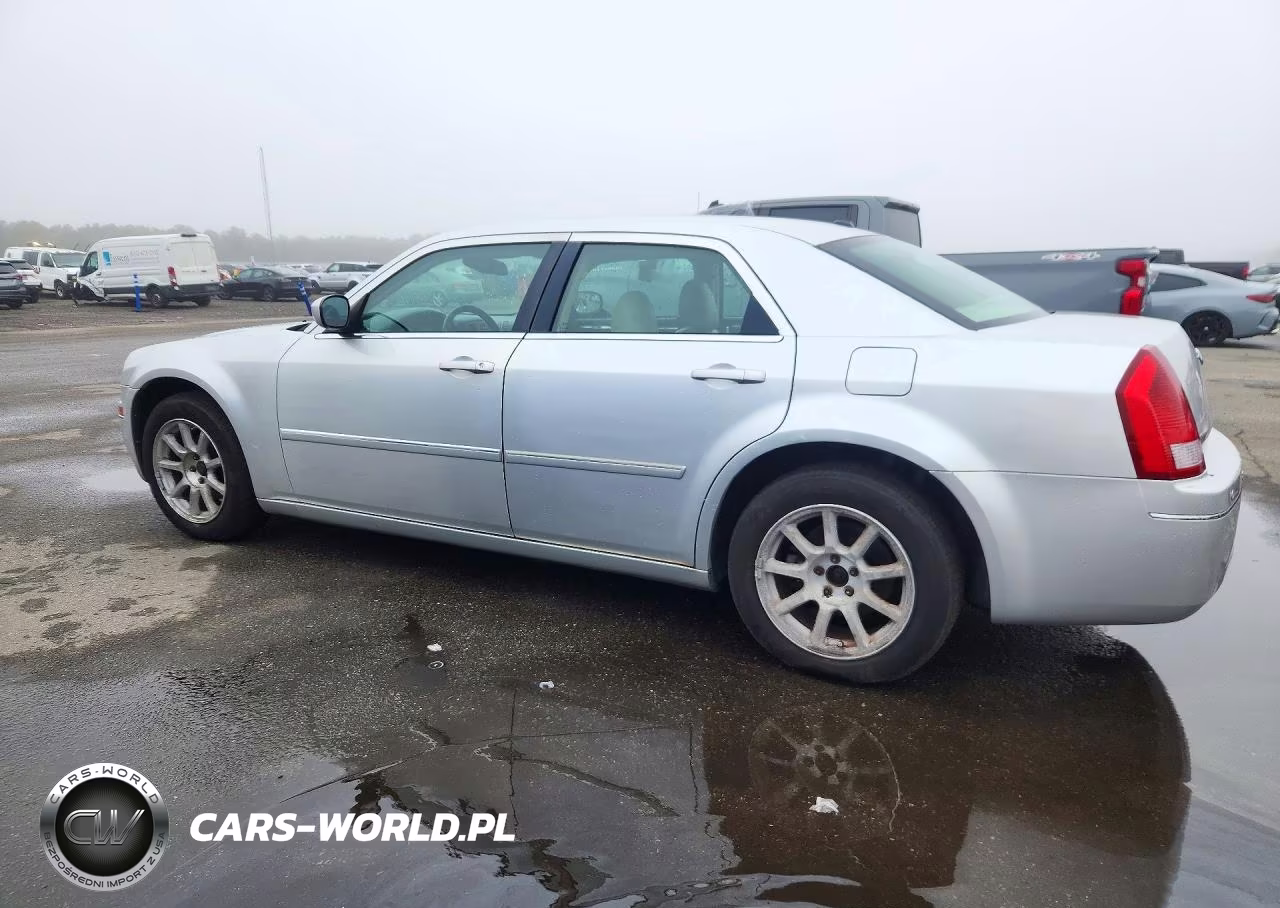 2007 Chrysler 300 Touring VIN:2C3LA53G47H833505 - 2