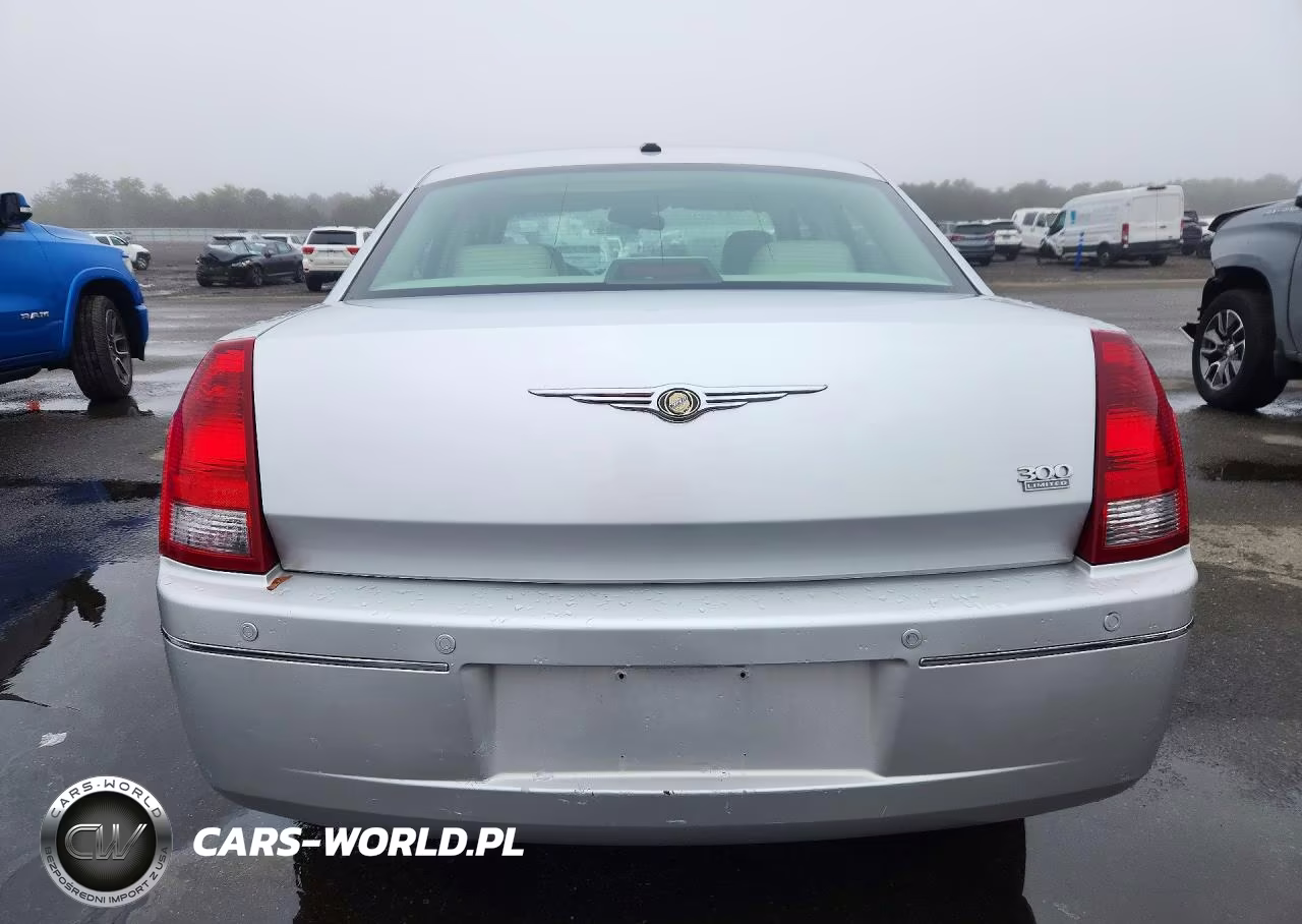 2007 Chrysler 300 Touring VIN:2C3LA53G47H833505 - 6