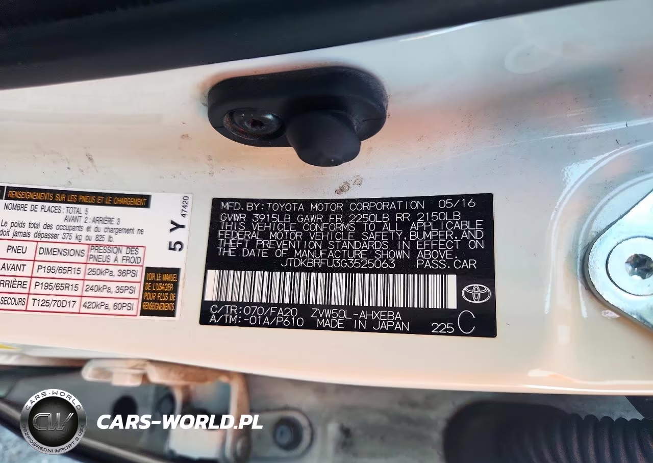 2016 Toyota Prius Two VIN:JTDKBRFU3G3525063 - 12