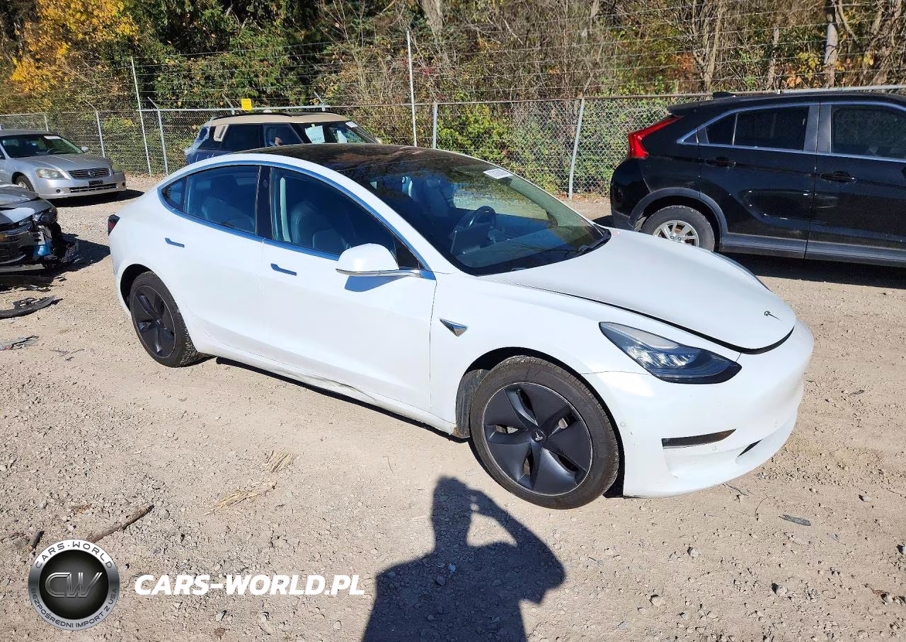 2018 Tesla Model 3 VIN:5YJ3E1EB2JF089054 - 4