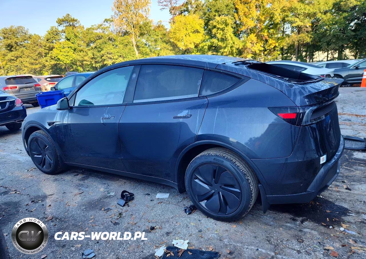 2026 Tesla Model Y VIN:7SAYGDEDXTF680001 - 2