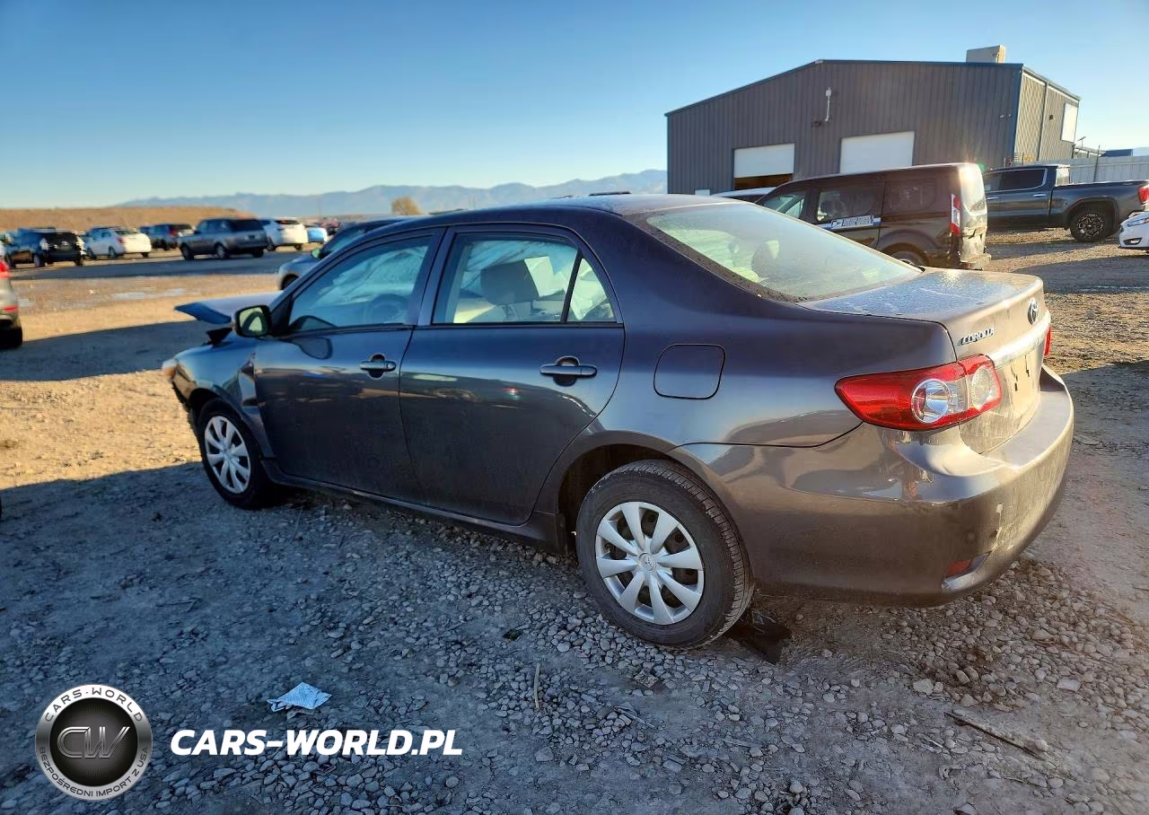 2013 Toyota Corolla L VIN:5YFBU4EE0DP135709 - 2