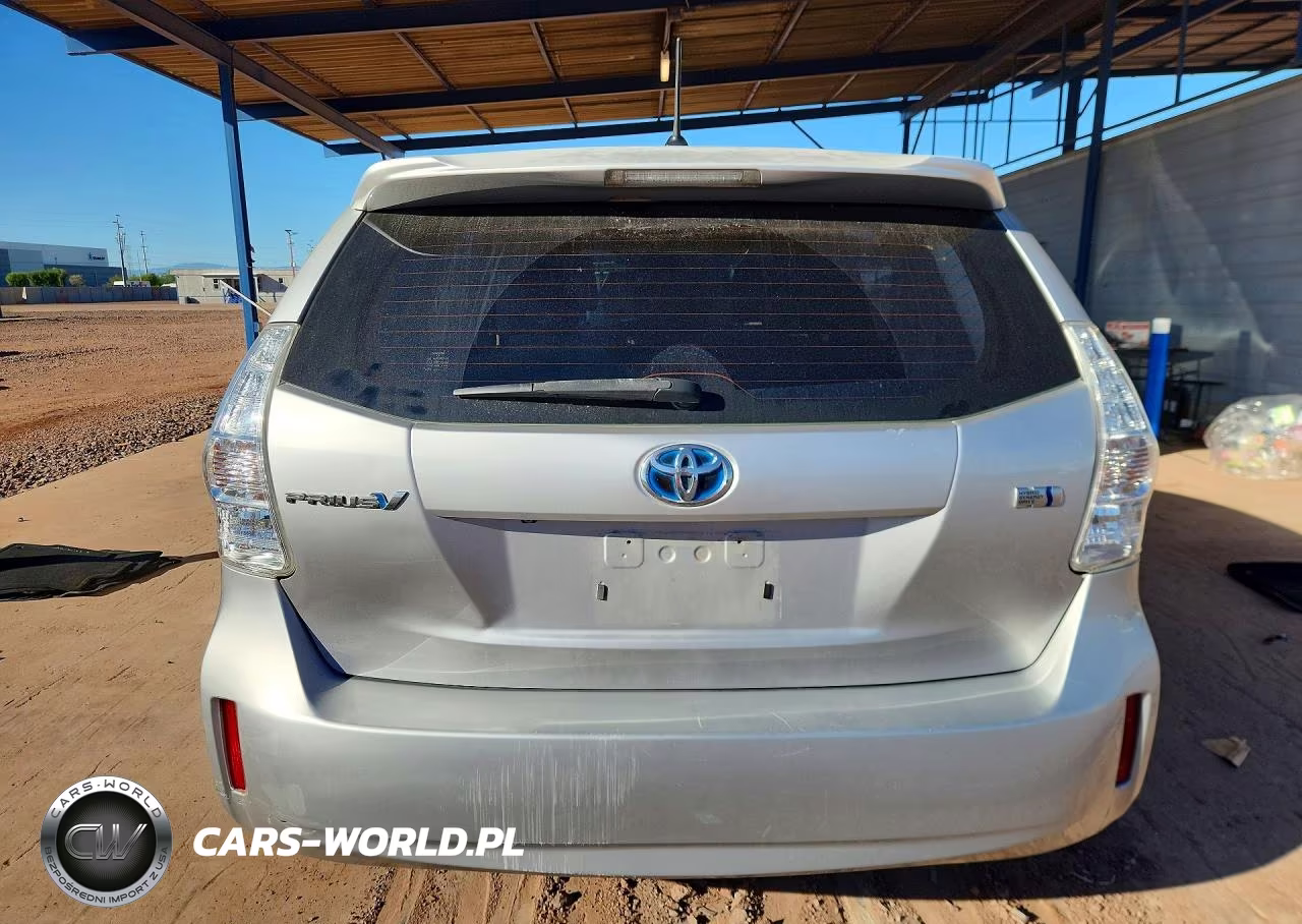 2013 Toyota Prius V Two VIN:JTDZN3EU4D3257348 - 6