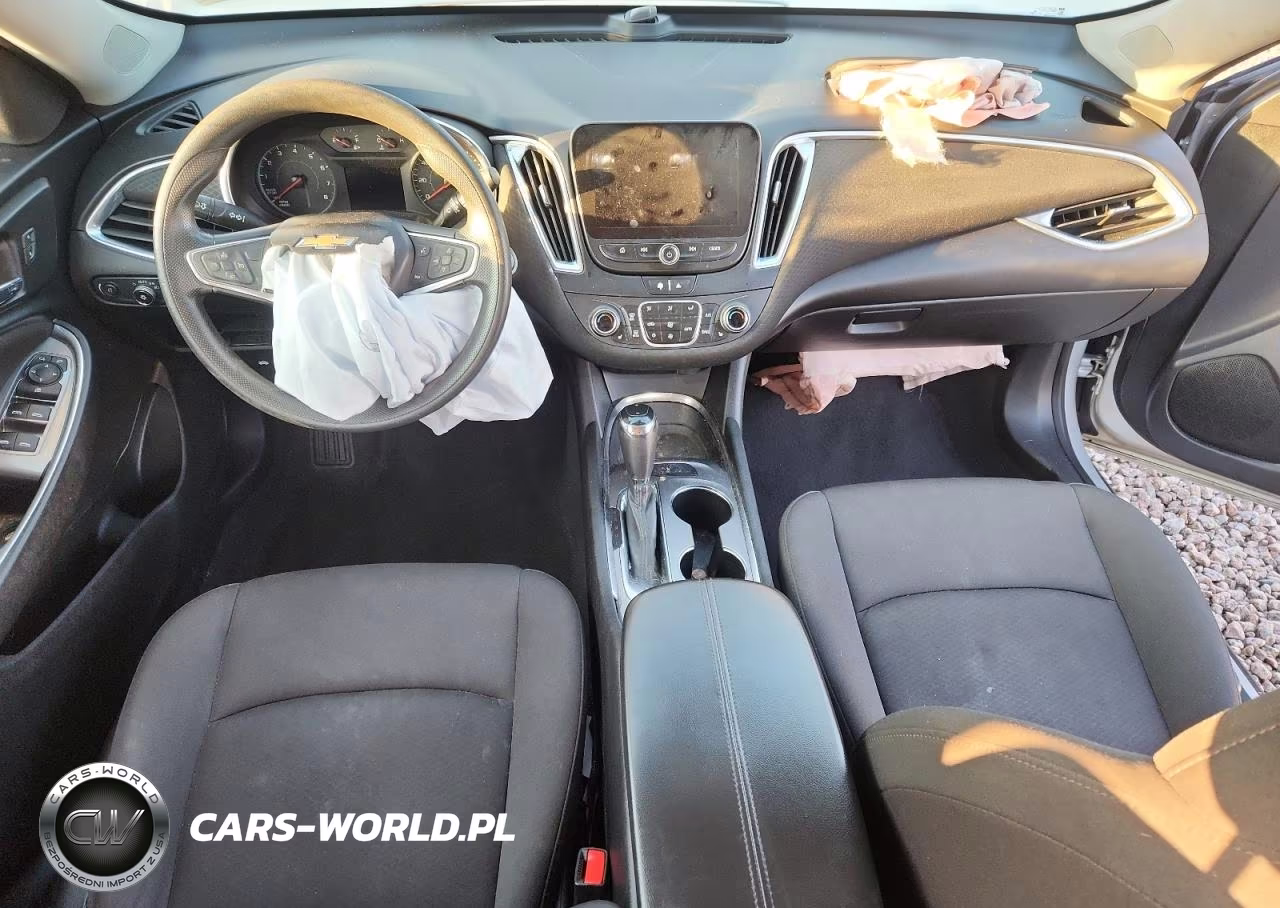 2020 Chevrolet Malibu Lt VIN:1G1ZD5ST8LF111678 - 8