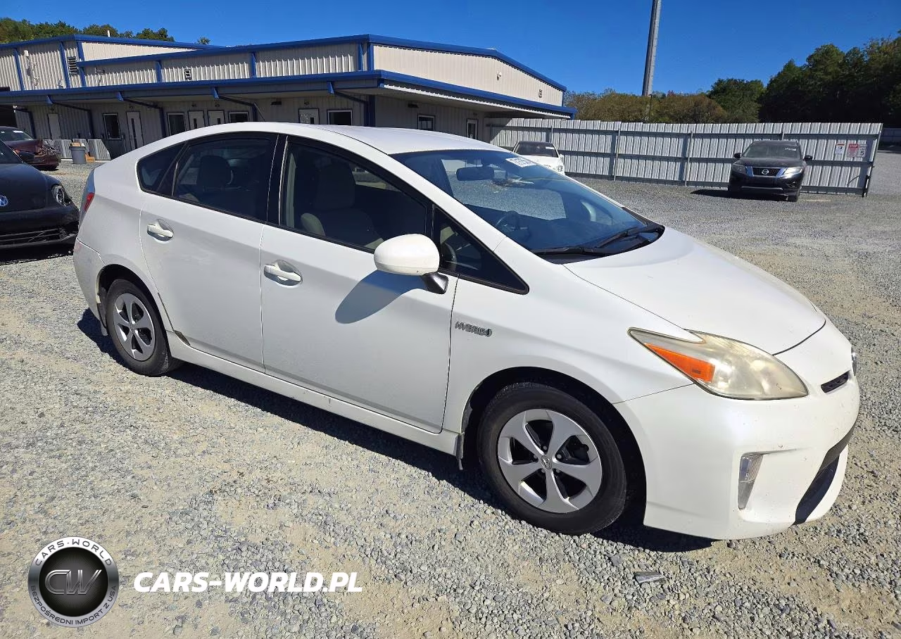 2012 Toyota Prius Two VIN:JTDKN3DU2C1518702 - 4