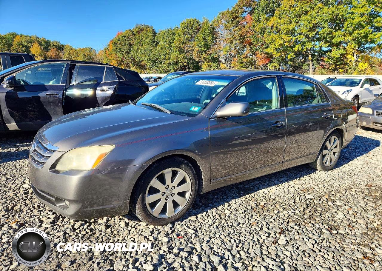 2005 Toyota Avalon Xls