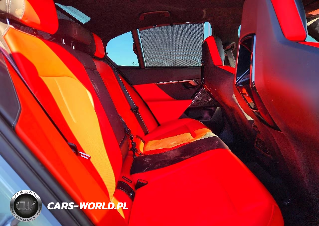 2026 BMW M5 VIN:WBS83FK02TCV22294 - 10