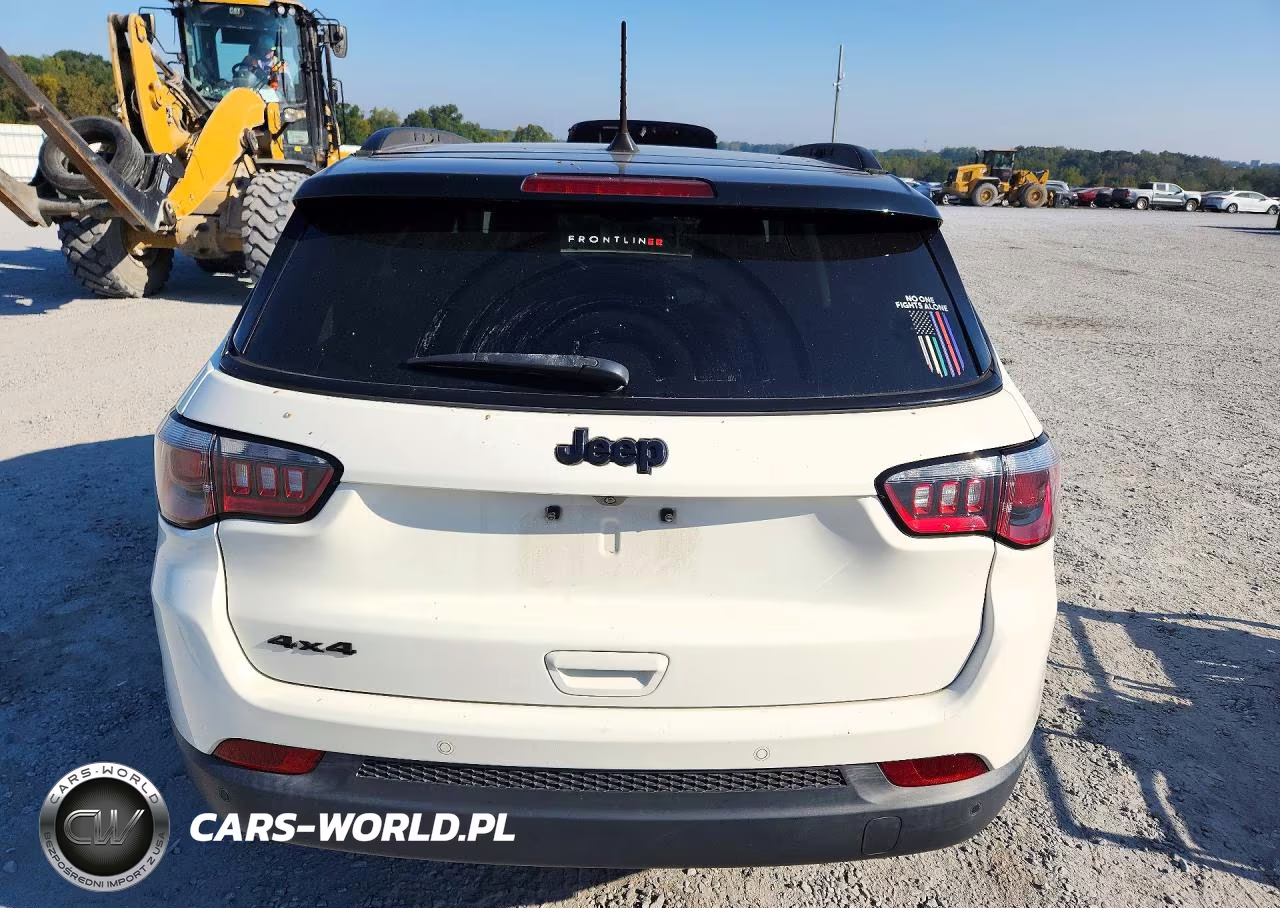 2019 Jeep Compass Latitude VIN:3C4NJDBB0KT697667 - 6