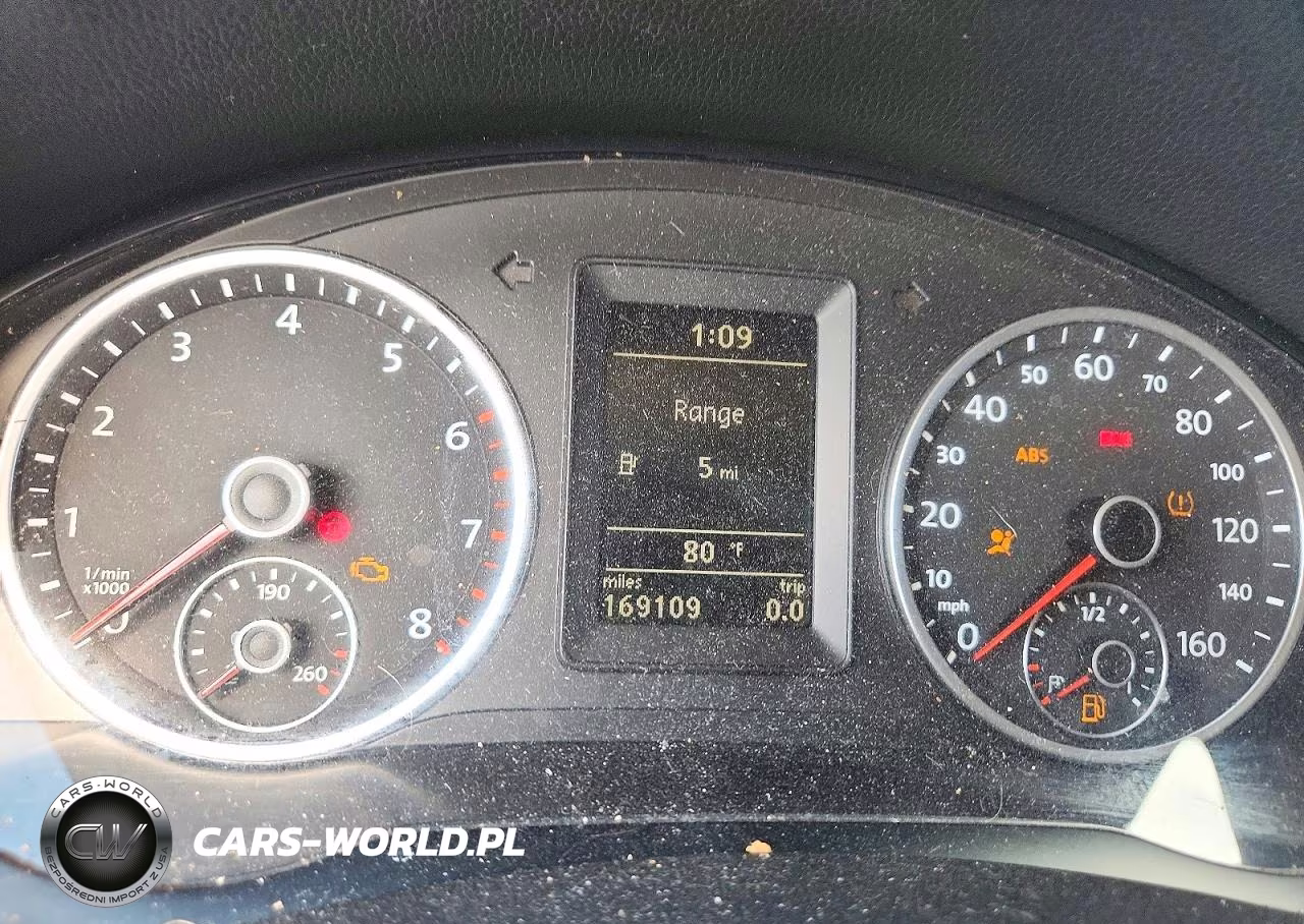 2012 Volkswagen Tiguan S VIN:WVGBV7AX2CW567841 - 9