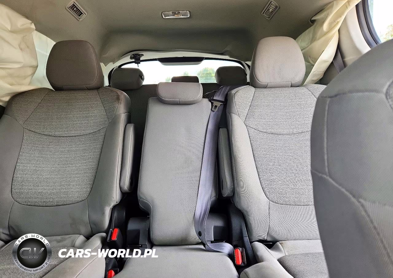 2022 Toyota Sienna Le VIN:5TDKRKEC7NS125028 - 10