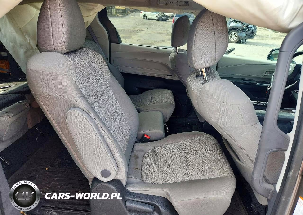 2022 Toyota Sienna Le VIN:5TDKRKEC7NS125028 - 11