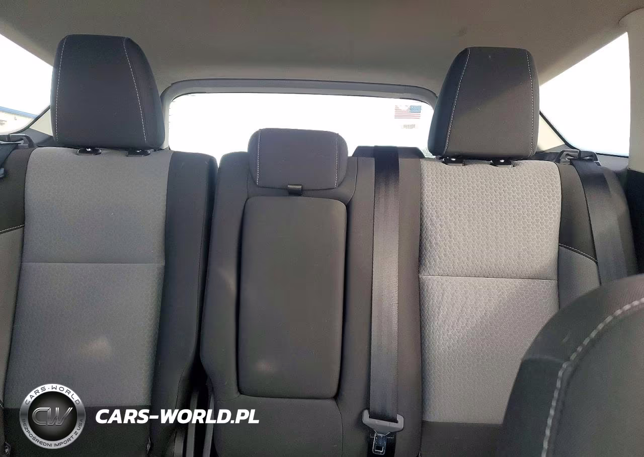 2018 Ford Escape Se VIN:1FMCU9GD8JUA65943 - 10