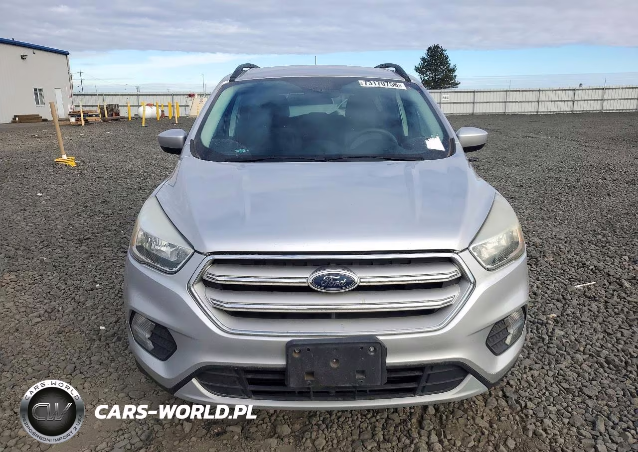 2018 Ford Escape Se VIN:1FMCU9GD8JUA65943 - 5