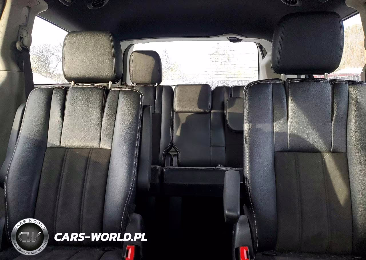 2019 Dodge Grand Caravan Sxt VIN:2C4RDGCG4KR748224 - 10