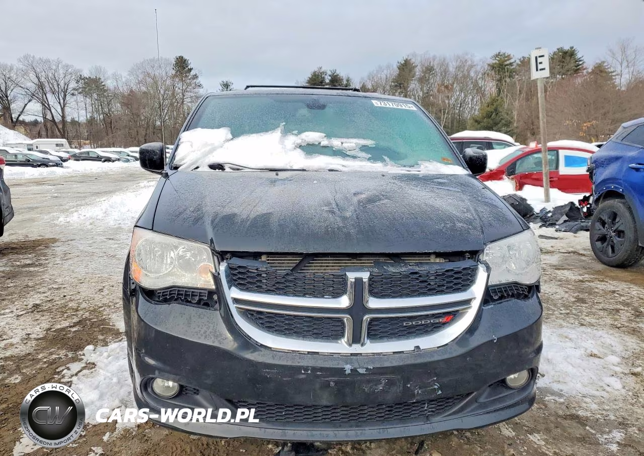 2019 Dodge Grand Caravan Sxt VIN:2C4RDGCG4KR748224 - 5