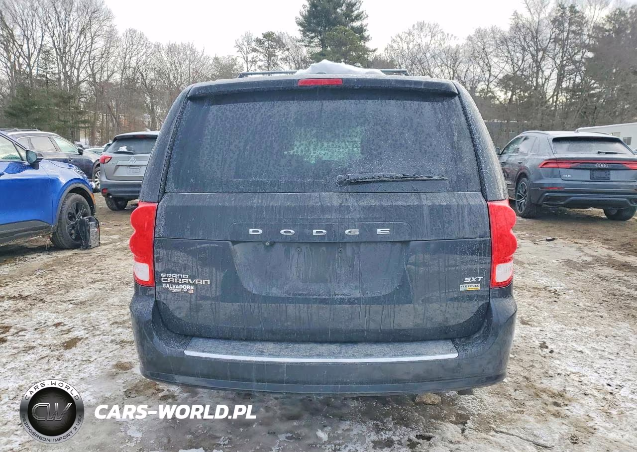 2019 Dodge Grand Caravan Sxt VIN:2C4RDGCG4KR748224 - 6