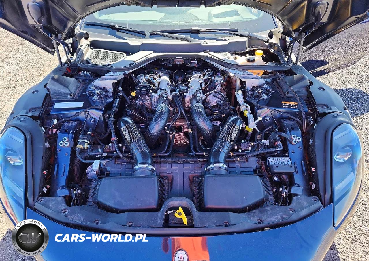 2024 Maserati Granturismo Modena VIN:ZAMBMVBBXRX432698 - 11