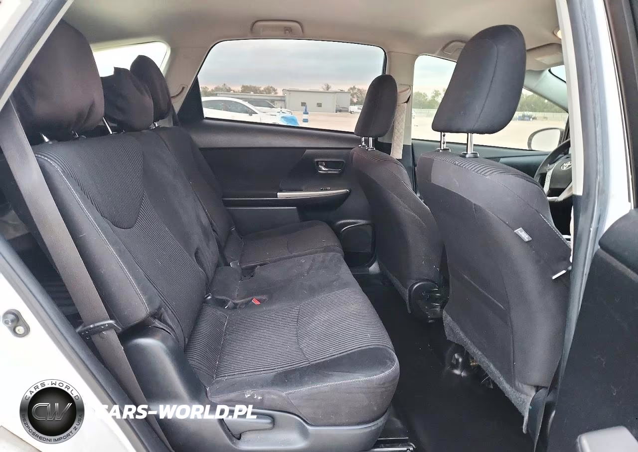 2016 Toyota Prius V Two VIN:JTDZN3EU5GJ047311 - 10