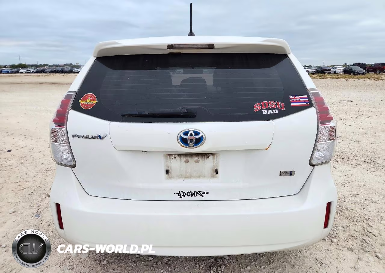 2016 Toyota Prius V Two VIN:JTDZN3EU5GJ047311 - 6
