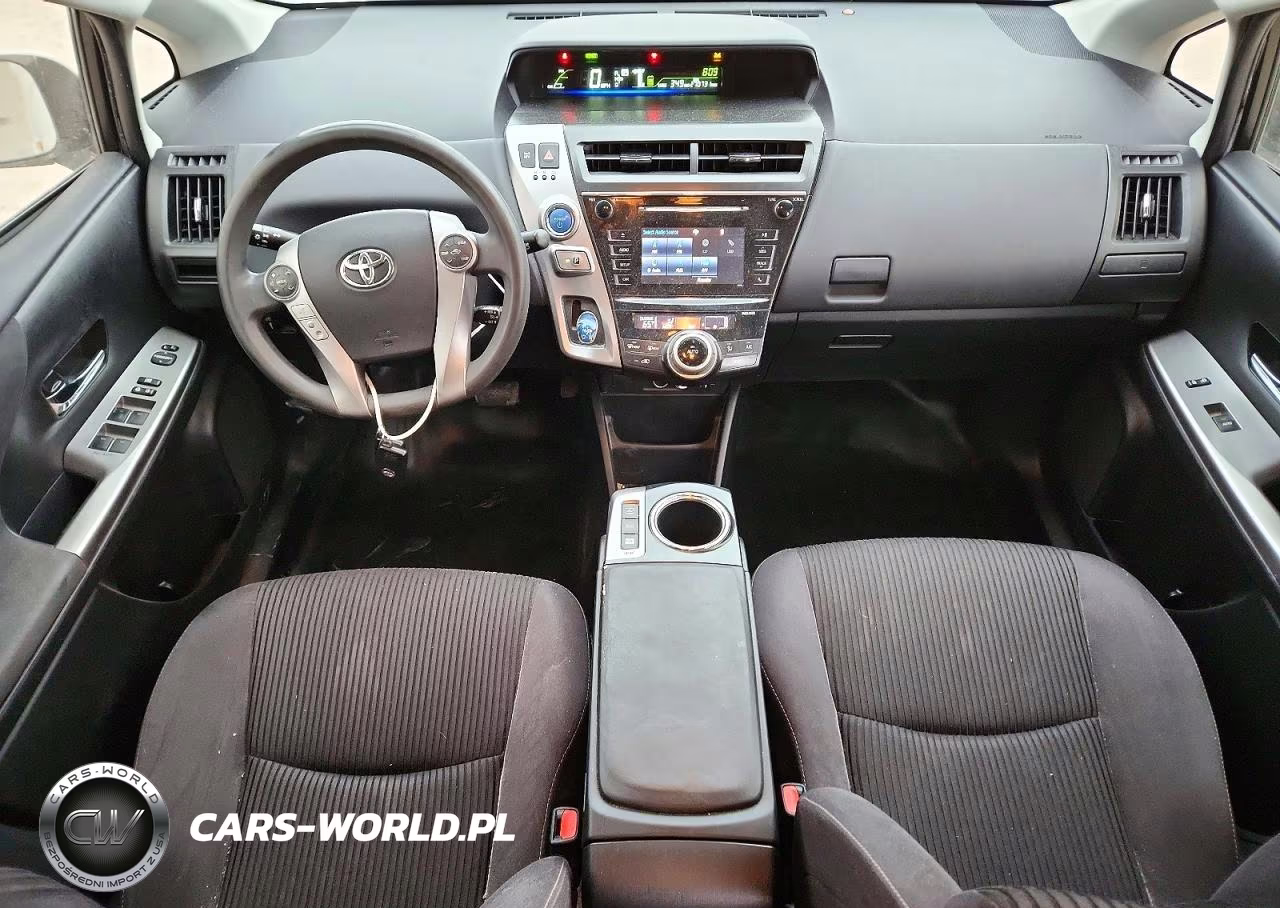 2016 Toyota Prius V Two VIN:JTDZN3EU5GJ047311 - 8